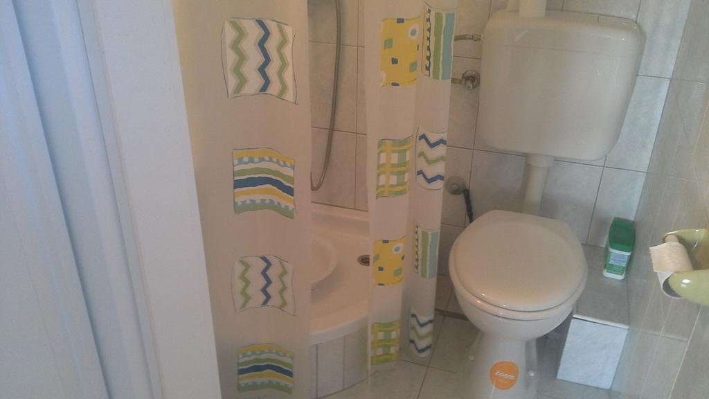 Gal Apartman